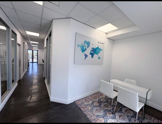 115M² OFFICE TO LET IN MAGALIESSIG
